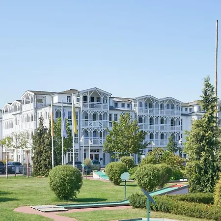 Schoene In Mit Balkon Sellin (Rugen)