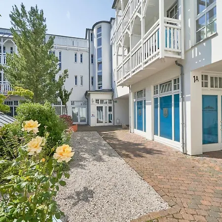 Apartment Schoene In Mit Balkon *